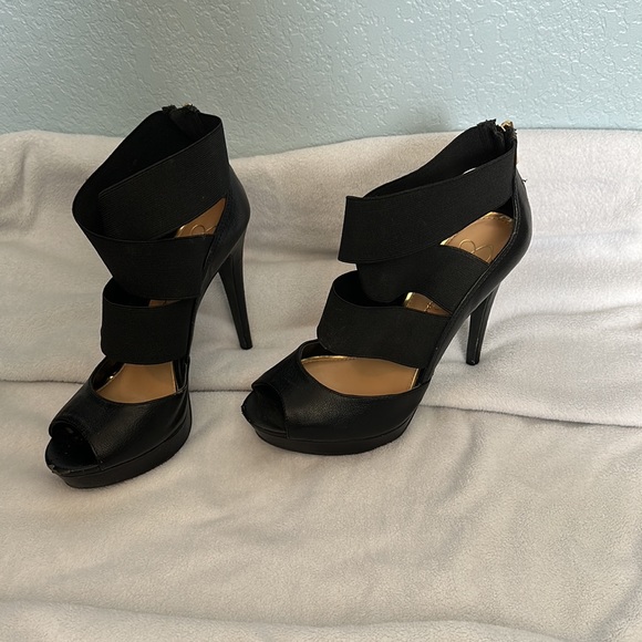 Black Jessica Simpson heels. Only worn a couple times. - Picture 3 of 6